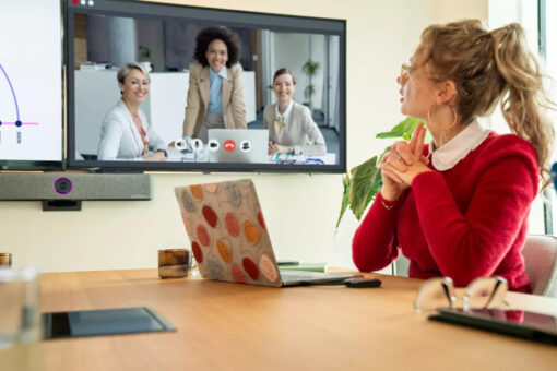 Transform meetings with Barco ClickShare Video Bars: seamless collaboration, wireless magic, top-notch security, one-click sharing.